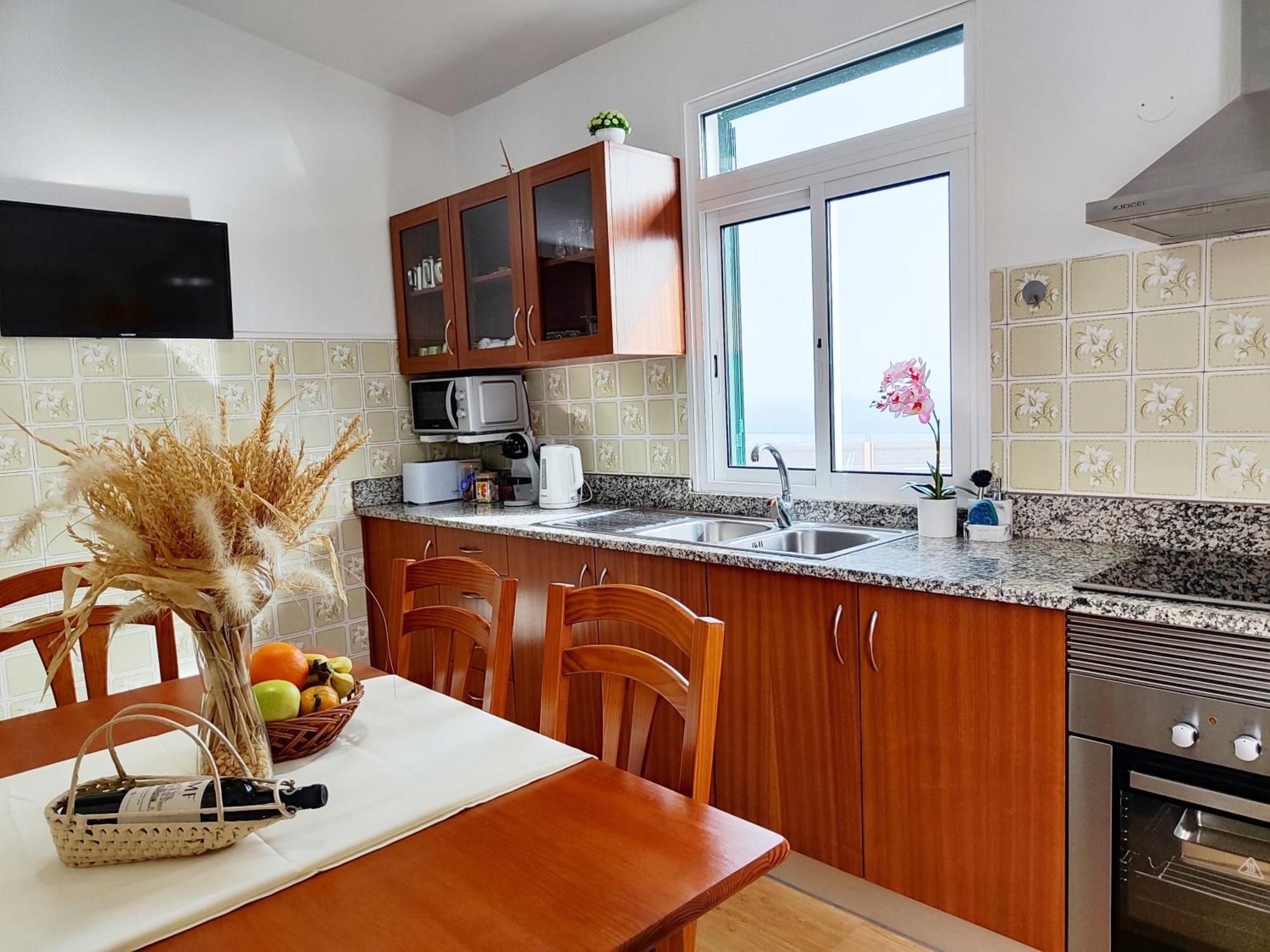 Gateone Al Airport View House Villa Machico  Kültér fotó