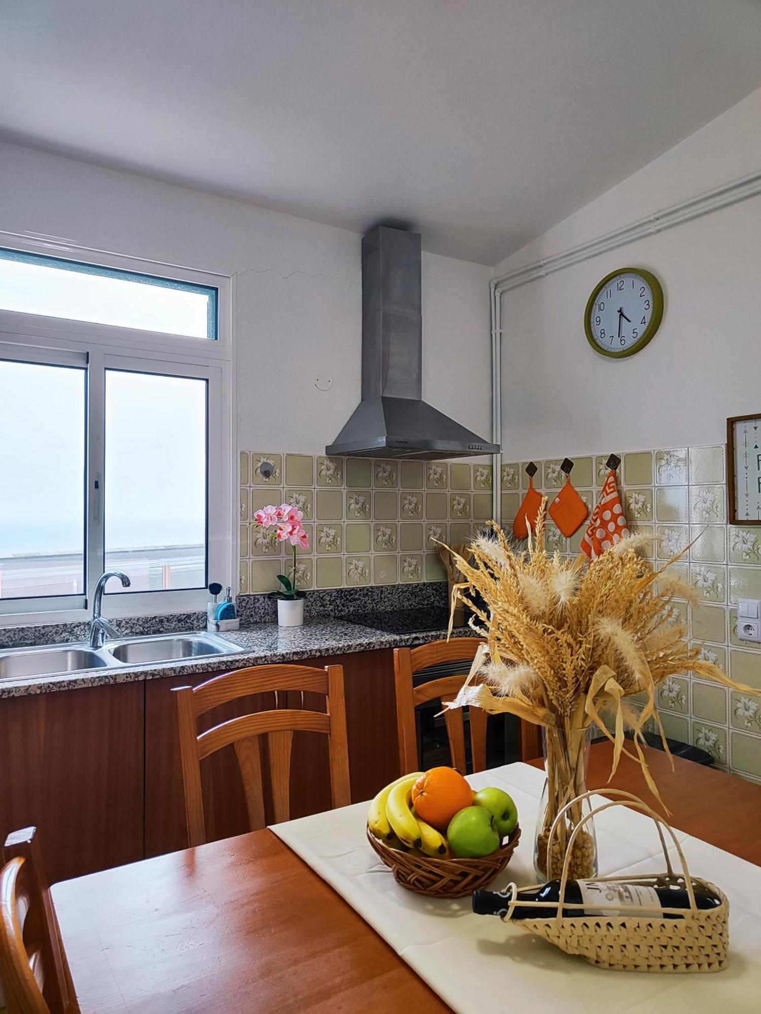 Gateone Al Airport View House Villa Machico  Kültér fotó